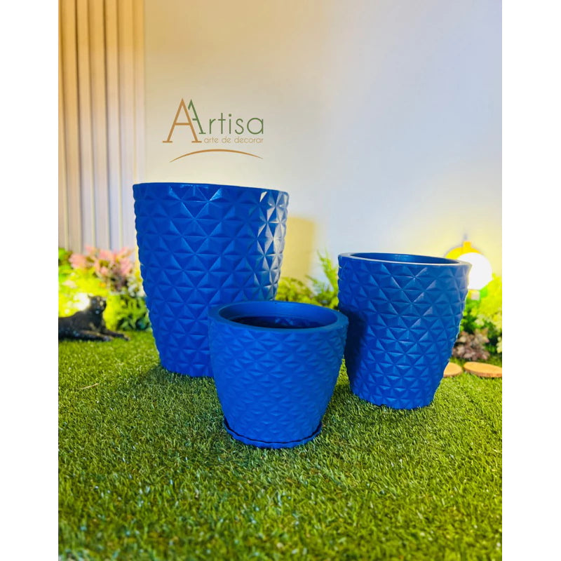 kit com 3 Vasos para plantas em Polietileno redondo diamante PP, P e M com pratos coletores